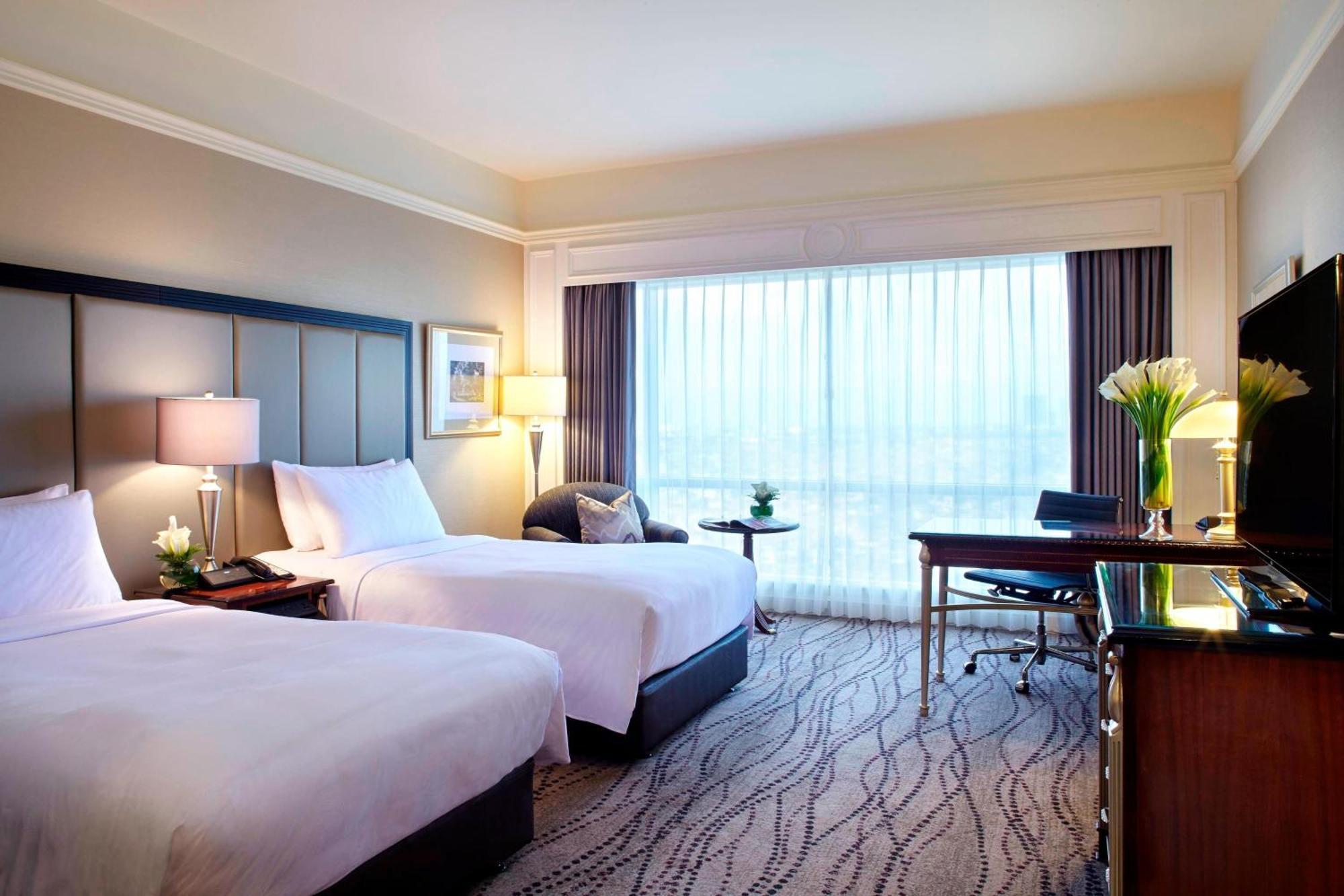 JW Marriott Hotel Surabaya Exterior foto